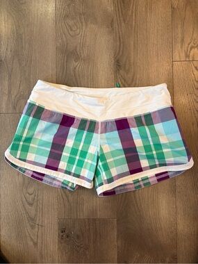 lululemon athletica Groovy Run White Waistband Plaid Shorts with Teal & Purple